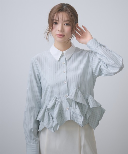 AND COUTURE(アンドクチュール)の「デザインヘムビジューストライプブラウス(シャツ/ブラウス・レディース・ブルー/グリーン/ホワイト・FREE)」の17枚目の写真