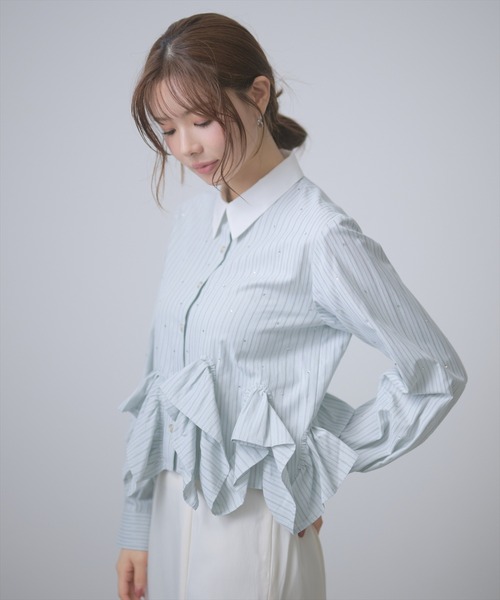 AND COUTURE(アンドクチュール)の「デザインヘムビジューストライプブラウス(シャツ/ブラウス・レディース・ブルー/グリーン/ホワイト・FREE)」の18枚目の写真