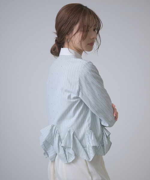 AND COUTURE(アンドクチュール)の「デザインヘムビジューストライプブラウス(シャツ/ブラウス・レディース・ブルー/グリーン/ホワイト・FREE)」の19枚目の写真