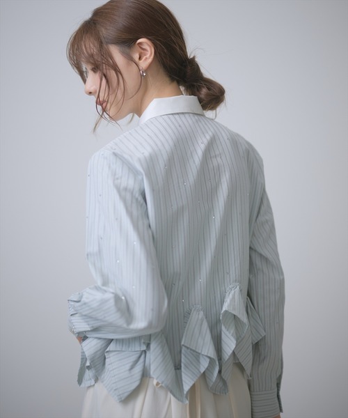 AND COUTURE(アンドクチュール)の「デザインヘムビジューストライプブラウス(シャツ/ブラウス・レディース・ブルー/グリーン/ホワイト・FREE)」の20枚目の写真