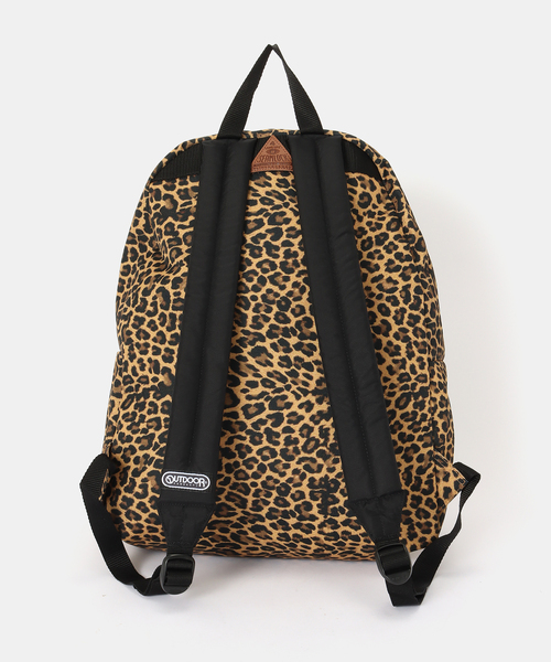 OUTDOOR PRODUCTS(アウトドアプロダクツ)の「452T LARGE ex LEOPARD(バックパック/リュック・レディース・キャメル・FREE)」の3枚目の写真