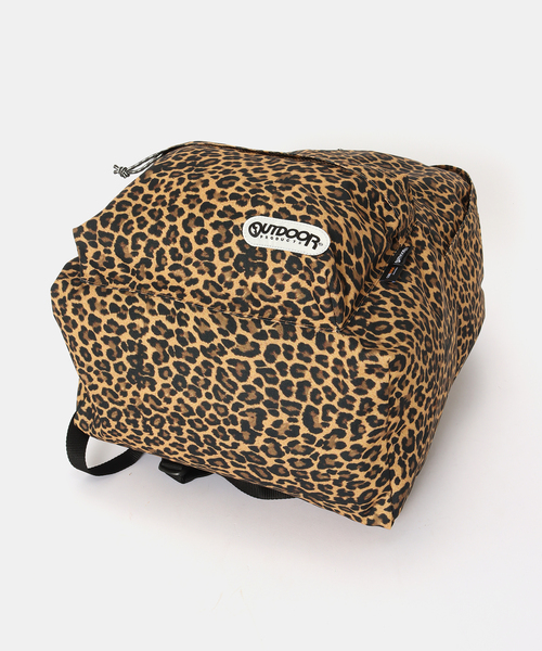 OUTDOOR PRODUCTS(アウトドアプロダクツ)の「452T LARGE ex LEOPARD(バックパック/リュック・レディース・キャメル・FREE)」の4枚目の写真