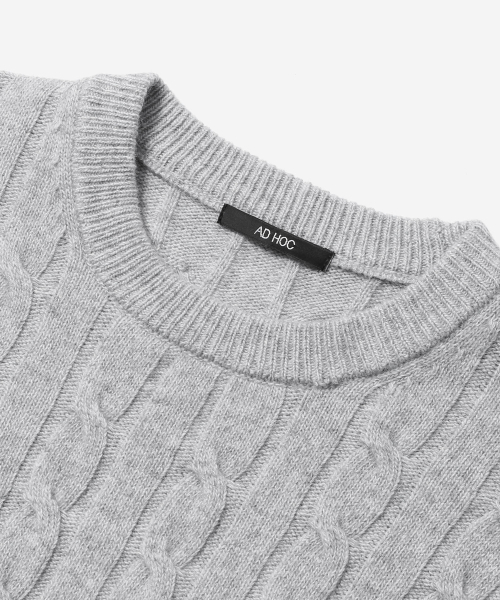 ADHOC(アドホック)の「メンズ ラウンドネック ケーブルニット (L-M-GREY) (HCALKA1)(ニット/セーター・メンズ・その他・100/95/105)」の3枚目の写真