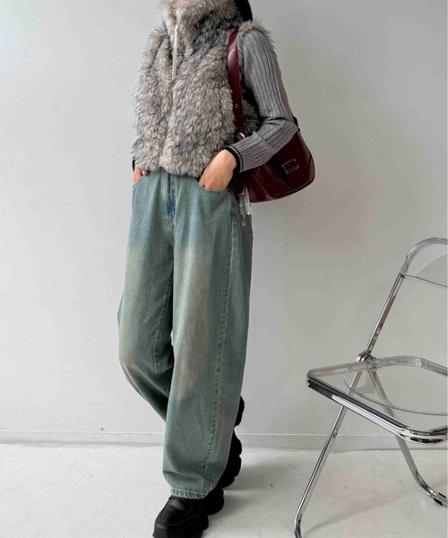 AS KNOW AS plus(アズノゥアズプラス)の「☆Wジップファスナー フェイクファーベスト(ベスト・レディース・モカ/グレー系その他/チャコールグレー×ブラック/アイボリー系/ベージュ系/ベージュ×ブラック・FREE)」の9枚目の写真