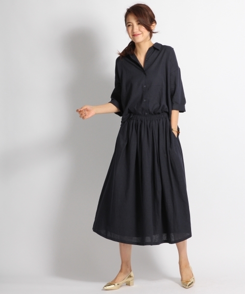 A part by（アパートバイ）の「LRシャツ*スカートセットアップ 729226 （ワンピース・レディース・ベージュ/ネイビー/レンガ・FREE）」の2枚目の写真