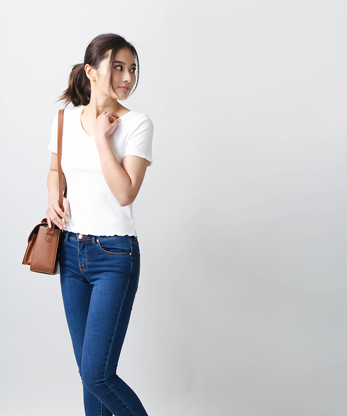 WEGO(ウィゴー)の「WEGO/2WAYショートTシャツ(Tシャツ/カットソー・レディース・ホワイト系その他5/ブラック/ピンク/オフホワイト/レッド/マスタード/その他1・FREE)」の9枚目の写真