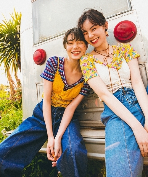 WEGO(ウィゴー)の「WEGO/2WAYショートTシャツ(Tシャツ/カットソー・レディース・ホワイト系その他5/ブラック/ピンク/オフホワイト/レッド/マスタード/その他1・FREE)」の21枚目の写真