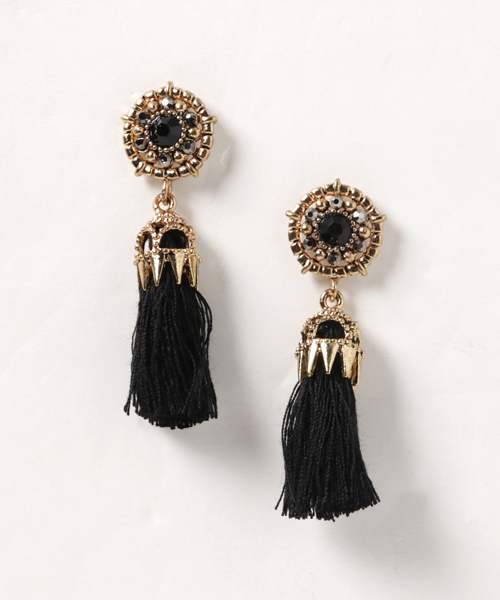 archives（アルシーヴ）の「ビジューメタルタッセルピアス（ピアス（両耳用）・レディース・グレー/ブラック・MEDIUM）」の2枚目の写真