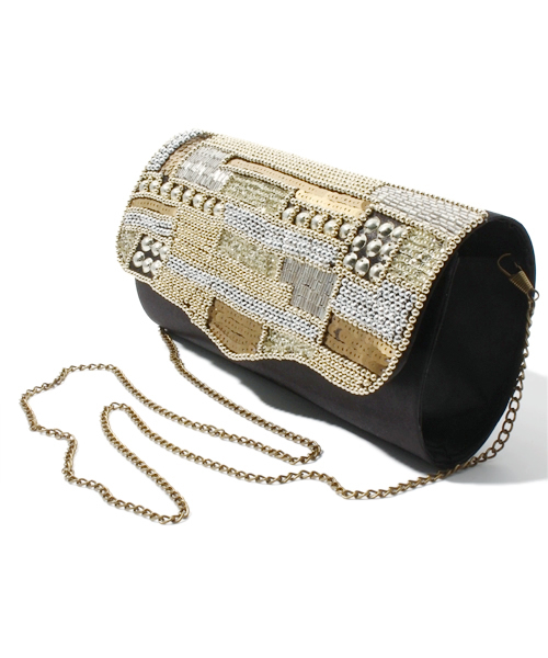 matelasse durer（マトラッセ デュレ）の「【matelasse durer】メタルビーズクラッチバッグ（クラッチバッグ・レディース・モカ/ブラック・00）」の3枚目の写真