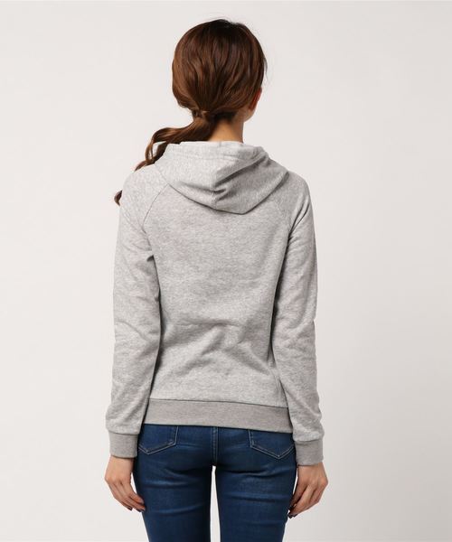 Reebok（リーボック）の「WOR プルオーバー ロゴ スウェット パーカー（パーカー・レディース・ブラック/グレー/ホワイト・LARGE/MEDIUM/X-LARGE/SMALL）」の5枚目の写真