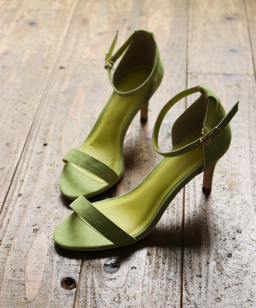 SESTO(セスト)の「美脚ピンヒールアンクルストラップサンダル(サンダル・レディース・キャメル/グレイッシュベージュ/ドット/グリーン/シルバー/ラベンダー/ブラック/ダークブラウン/ライトグリーン/ゴールド/ホワイト・24.5cm/25.5cm/22.5cm/23.5cm/24.0cm/22.0cm/23.0cm)」の6枚目の写真