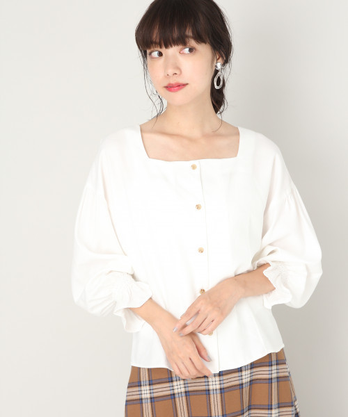 LOWRYS FARM(ローリーズファーム)の「スクエアブラウス 808554(シャツ/ブラウス・レディース・ブラック/ベージュ/オフホワイト・MEDIUM/LARGE)」の20枚目の写真