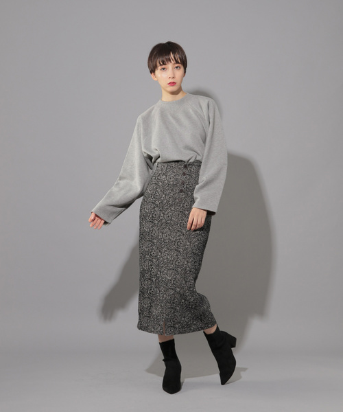 PAGEBOY（ページボーイ）の「BIGシルエットショートプルオーバー（スウェット・レディース・ブラック/グレー/アイボリー/ダークパープル・FREE）」の15枚目の写真