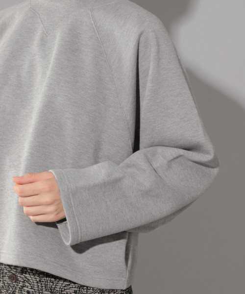 PAGEBOY（ページボーイ）の「BIGシルエットショートプルオーバー（スウェット・レディース・ブラック/グレー/アイボリー/ダークパープル・FREE）」の12枚目の写真