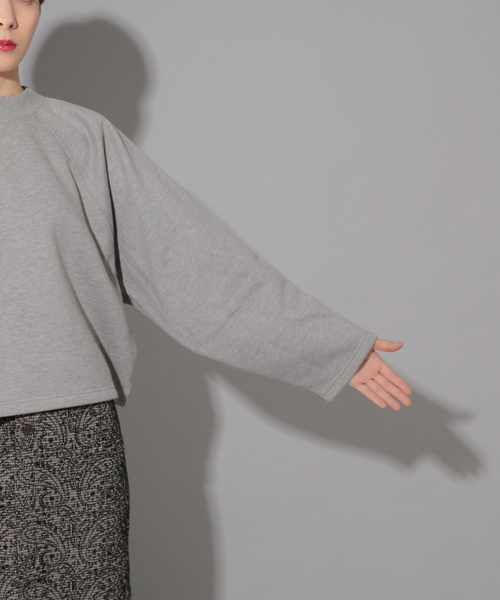 PAGEBOY（ページボーイ）の「BIGシルエットショートプルオーバー（スウェット・レディース・ブラック/グレー/アイボリー/ダークパープル・FREE）」の18枚目の写真