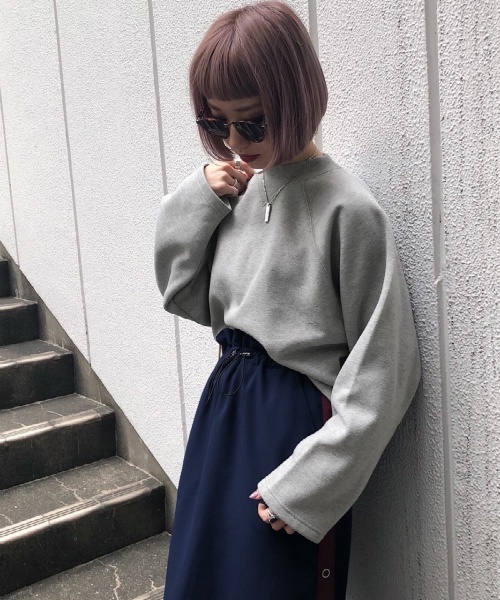 PAGEBOY（ページボーイ）の「BIGシルエットショートプルオーバー（スウェット・レディース・ブラック/グレー/アイボリー/ダークパープル・FREE）」の20枚目の写真