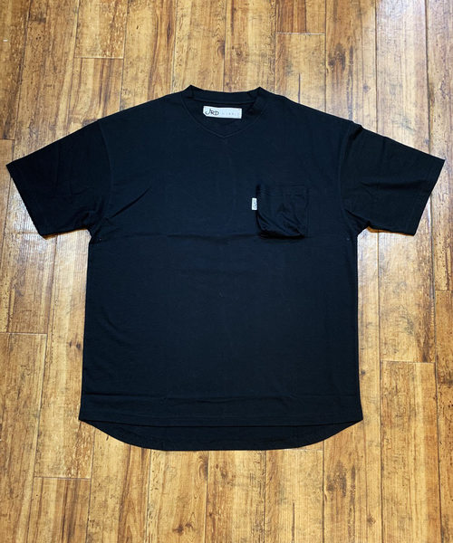 JRD by JARLD（ジェイアールディーバイジャールド）の「天竺変形Vネックダックテイルポケット付き半袖Tシャツ ポケT（Tシャツ/カットソー・メンズ・ブラック/ネイビー/グリーン・S/M/L）」の4枚目の写真
