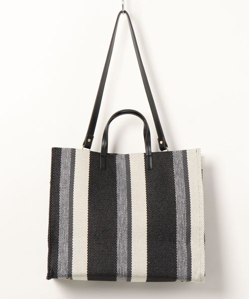 KOBE LETTUCE（コウベレタス）の「2Wayペーパー風ストライプトートバッグ（トートバッグ・レディース・ネイビー/ブラウン/ブラック・FREE）」の16枚目の写真