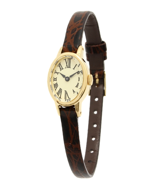 Demi-Luxe BEAMS(デミルクス ビームス)の「Demi-Luxe BEAMS / オーバル 型押レザー 腕時計(アナログ腕時計・レディース・ブラック/ブラウン・ONE SIZE)」の2枚目の写真