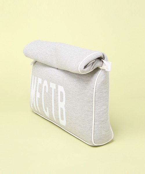 green label relaxing（グリーンレーベルリラクシング）の「GT スウェットロゴクラッチバッグ ◆（クラッチバッグ・レディース・オフホワイト/ライトグレー/ネイビー・フリー）」の13枚目の写真