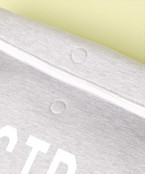 green label relaxing（グリーンレーベルリラクシング）の「GT スウェットロゴクラッチバッグ ◆（クラッチバッグ・レディース・オフホワイト/ライトグレー/ネイビー・フリー）」の11枚目の写真