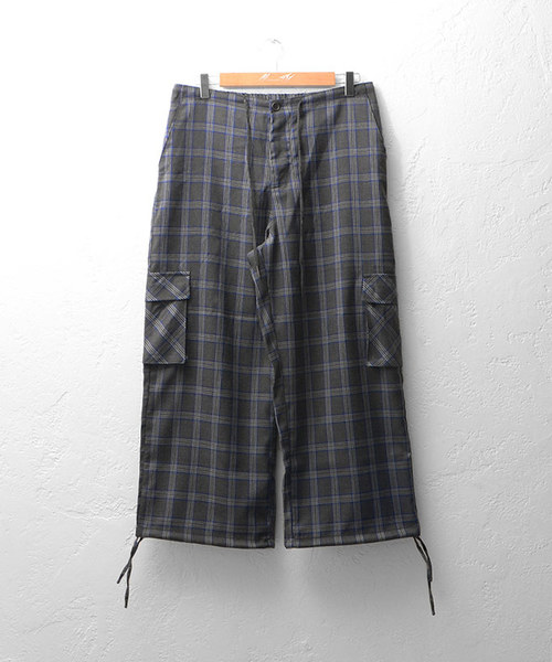 MinoriTY（マイノリティ）の「カーゴポケットワイドパンツ（カーゴパンツ・メンズ・ベージュ/グレー/ベージュ系その他/グレー系その他/ブラック・M/L）」の17枚目の写真