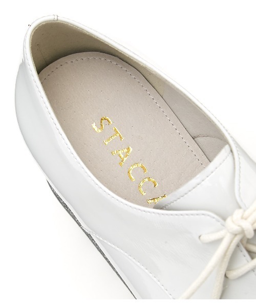 STACCATO（スタッカート）の「グリッタープラットフォームシューズ（ドレスシューズ・レディース・オフホワイト/ライトブラック・24.5cm/22.5cm/23cm/23.5cm/24cm/22cm）」の11枚目の写真