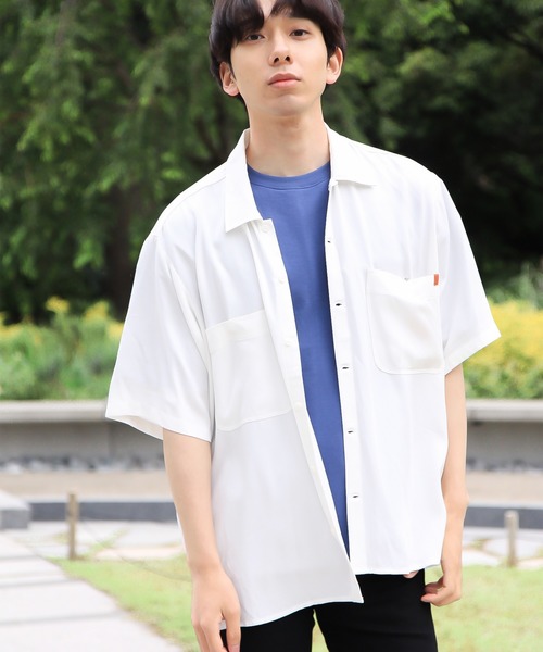 UNIVERSAL OVERALL(ユニバーサルオーバーオール)の「【UNIVERSAL OVERALL】 OPEN COLLAR SHIRTS(シャツ/ブラウス・メンズ・ホワイト/グレー/グリーン/マスタード/ブラック/ベージュ/ラベンダー/オレンジ・MEDIUM/LARGE)」の2枚目の写真