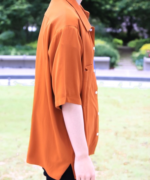 UNIVERSAL OVERALL(ユニバーサルオーバーオール)の「【UNIVERSAL OVERALL】 OPEN COLLAR SHIRTS(シャツ/ブラウス・メンズ・ホワイト/グレー/グリーン/マスタード/ブラック/ベージュ/ラベンダー/オレンジ・MEDIUM/LARGE)」の15枚目の写真