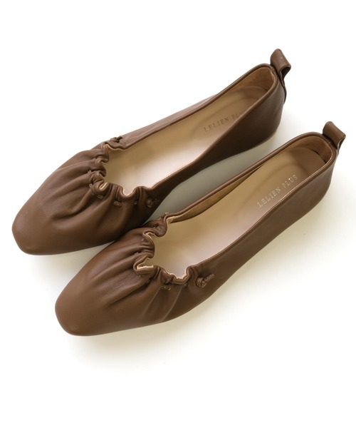 AmiAmi（アミアミ）の「ギャザーストリングフラットシューズ（パンプス・レディース・ブラック/ベージュ/ブラウン/アイボリー/シャンパン/ナチュラル/キナリ/オリーブ・LL/S/M/L）」の4枚目の写真