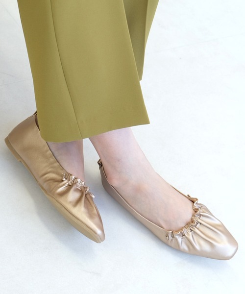 AmiAmi（アミアミ）の「ギャザーストリングフラットシューズ（パンプス・レディース・ブラック/ベージュ/ブラウン/アイボリー/シャンパン/ナチュラル/キナリ/オリーブ・LL/S/M/L）」の8枚目の写真