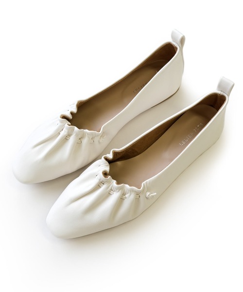 AmiAmi（アミアミ）の「ギャザーストリングフラットシューズ（パンプス・レディース・ブラック/ベージュ/ブラウン/アイボリー/シャンパン/ナチュラル/キナリ/オリーブ・LL/S/M/L）」の22枚目の写真