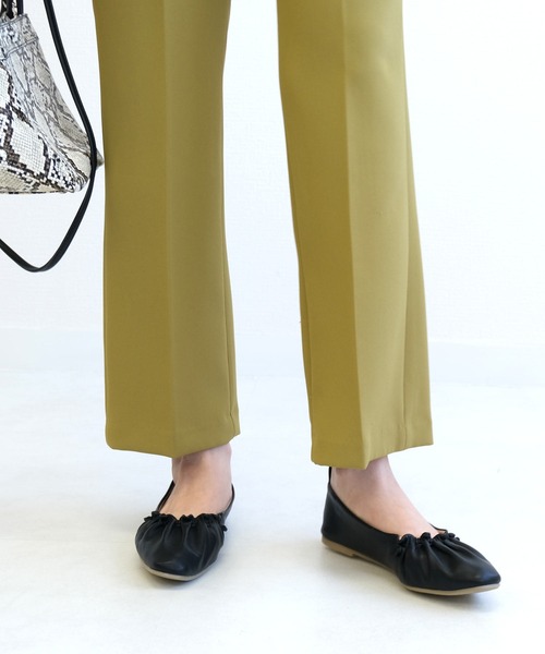 AmiAmi（アミアミ）の「ギャザーストリングフラットシューズ（パンプス・レディース・ブラック/ベージュ/ブラウン/アイボリー/シャンパン/ナチュラル/キナリ/オリーブ・LL/S/M/L）」の14枚目の写真