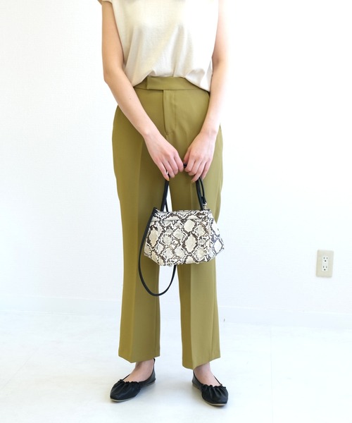 AmiAmi（アミアミ）の「ギャザーストリングフラットシューズ（パンプス・レディース・ブラック/ベージュ/ブラウン/アイボリー/シャンパン/ナチュラル/キナリ/オリーブ・LL/S/M/L）」の15枚目の写真