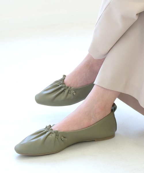 AmiAmi（アミアミ）の「ギャザーストリングフラットシューズ（パンプス・レディース・ブラック/ベージュ/ブラウン/アイボリー/シャンパン/ナチュラル/キナリ/オリーブ・LL/S/M/L）」の10枚目の写真