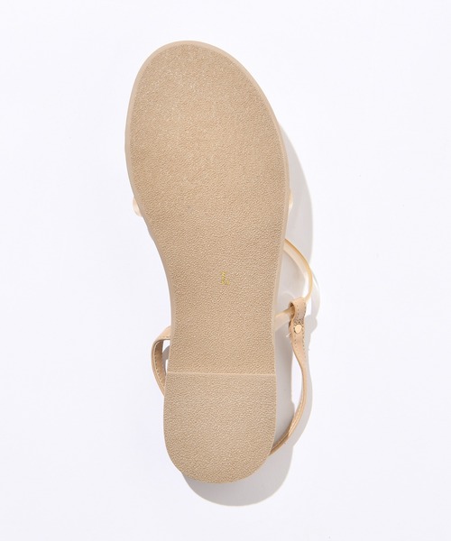 one after another NICE CLAUP（ワンアフターアナザーナイスクラップ）の「フラットクリアサンダル（サンダル・レディース・ホワイト/ベージュ/その他・SMALL/MEDIUM/LARGE）」の9枚目の写真
