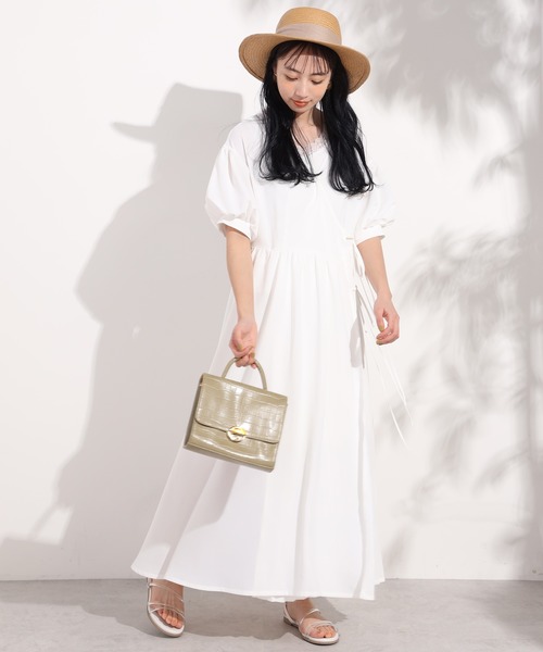 one after another NICE CLAUP（ワンアフターアナザーナイスクラップ）の「フラットクリアサンダル（サンダル・レディース・ホワイト/ベージュ/その他・SMALL/MEDIUM/LARGE）」の16枚目の写真