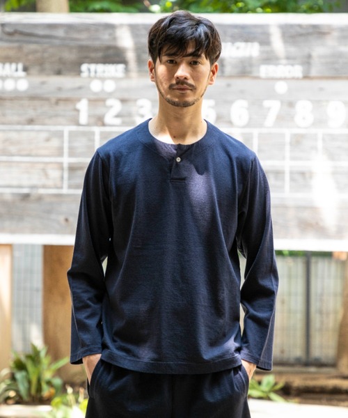 Jackman(ジャックマン)の「USA Cotton Henleyneck L/S T-Shirt(Tシャツ/カットソー・メンズ・ホワイト/ライトブラウン/キナリ/シルバーグレー/ブラック/グレイッシュブルー/ライトグレー/ライトイエロー/スミクロ/ダークネイビー/ダークブラウン/ダークカーキ/サックスブルー/オフホワイト・SMALL/MEDIUM/LARGE/X-LARGE)」の13枚目の写真
