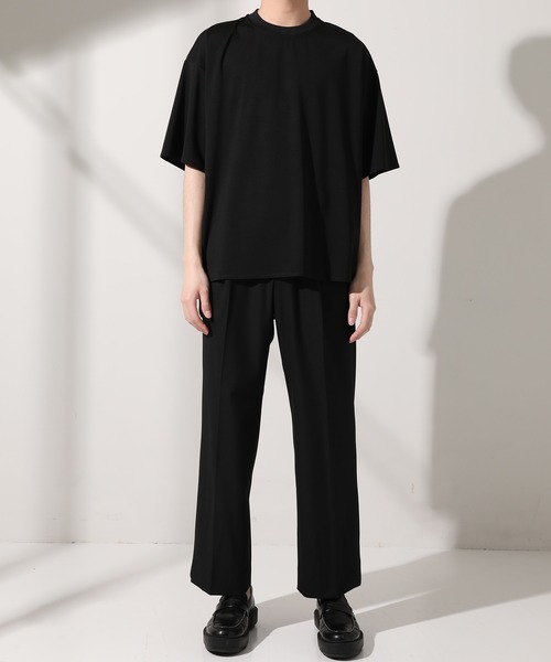 UNITED TOKYO（ユナイテッドトウキョウ）の「バックグラデーションＴ/オーバーサイズ（Tシャツ/カットソー・メンズ・ブラック/グレー・1/2/3）」の7枚目の写真