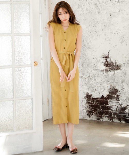 Julia Boutique（ジュリアブティック）の「フロントボタンフレンチスリーブニットワンピース/510695（ワンピース・レディース・ブラック/ベージュ/イエロー/テラコッタ/モカ/パープル/ブルー/ネイビー・M/LL/L）」の16枚目の写真