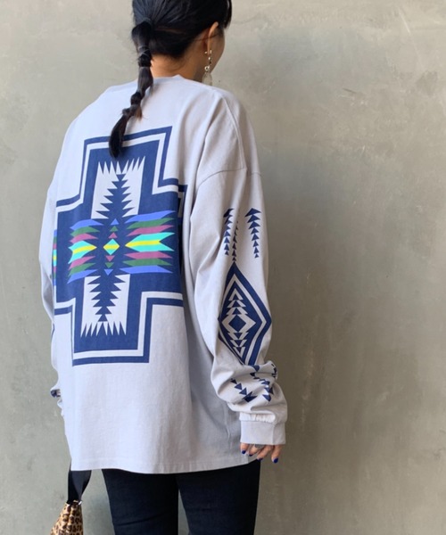 PENDLETON（ペンドルトン）の「[PENDLETON/ペンドルトン] 別注 バックハーディングプリントロングスリーブTシャツ（Tシャツ/カットソー・レディース・ホワイト/ブラック/ベージュ/グレー・M/L/S/XL）」の3枚目の写真