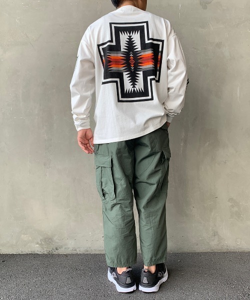 PENDLETON（ペンドルトン）の「[PENDLETON/ペンドルトン] 別注 バックハーディングプリントロングスリーブTシャツ（Tシャツ/カットソー・レディース・ホワイト/ブラック/ベージュ/グレー・M/L/S/XL）」の12枚目の写真