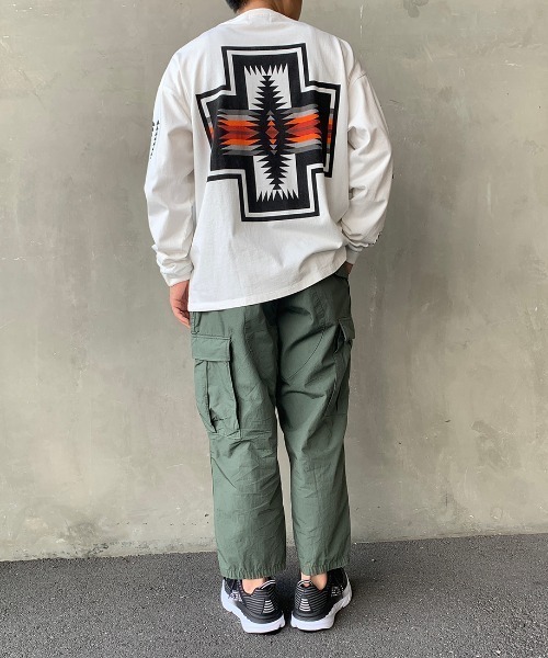 PENDLETON（ペンドルトン）の「[PENDLETON/ペンドルトン] 別注 バックハーディングプリントロングスリーブTシャツ（Tシャツ/カットソー・レディース・ホワイト/ブラック/ベージュ/グレー・M/L/S/XL）」の20枚目の写真