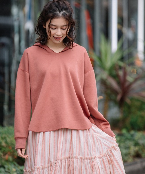 Munich（ミューニック）の「ハイガーゼライトダブルニット　スキッパーフーディー（パーカー・レディース・アイボリー/モカ/スモークピンク/ブラック・FREE）」の4枚目の写真