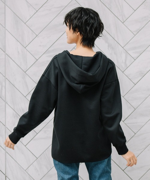 Munich（ミューニック）の「ハイガーゼライトダブルニット　スキッパーフーディー（パーカー・レディース・アイボリー/モカ/スモークピンク/ブラック・FREE）」の10枚目の写真