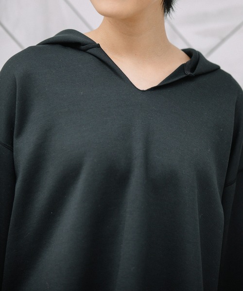 Munich（ミューニック）の「ハイガーゼライトダブルニット　スキッパーフーディー（パーカー・レディース・アイボリー/モカ/スモークピンク/ブラック・FREE）」の12枚目の写真