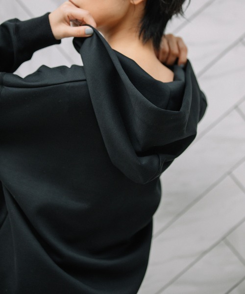 Munich（ミューニック）の「ハイガーゼライトダブルニット　スキッパーフーディー（パーカー・レディース・アイボリー/モカ/スモークピンク/ブラック・FREE）」の15枚目の写真