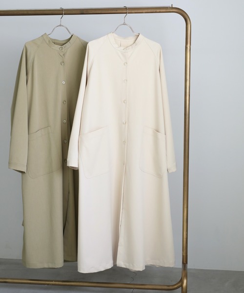 select MOCA(セレクトモカ)の「2021 SS ノーカラーシンプルシャツアウター(ノーカラーコート・レディース・ライトオリーブ/ホワイト・FREE)」の18枚目の写真