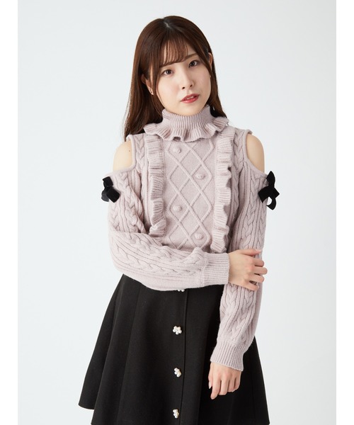 Ank Rouge（アンクルージュ）の「ポンポンケーブル肩開きニット