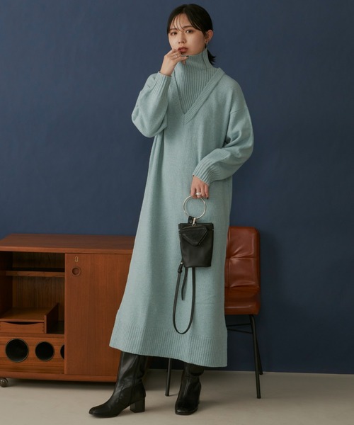 Aunt Marie's(アントマリーズ)の「レイヤード風深Vネックニットワンピース【2WAY】/AuntMarie’s(ワンピース・レディース・グレー/ブラック/ライトブルー・FREE)」の3枚目の写真